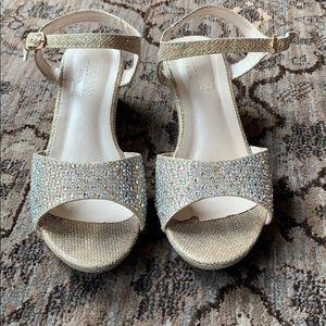 Girls shimmery wedges